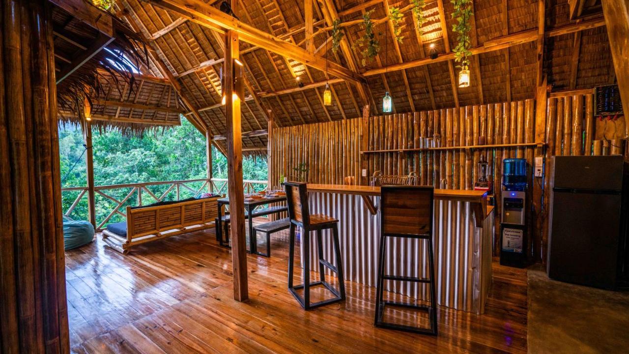 Barya Lang Villa- Native Villa With Jeepney Room El Nido Εξωτερικό φωτογραφία