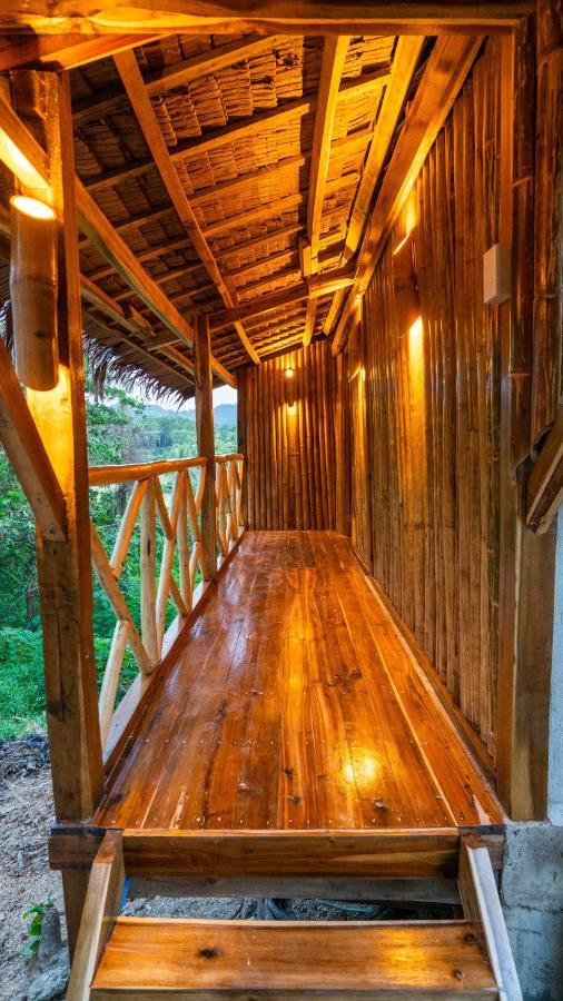 Barya Lang Villa- Native Villa With Jeepney Room El Nido Εξωτερικό φωτογραφία