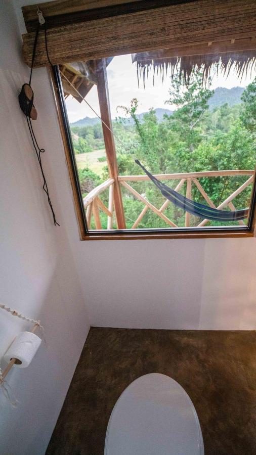 Barya Lang Villa- Native Villa With Jeepney Room El Nido Εξωτερικό φωτογραφία